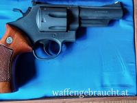 SMITH & WESSON 29-2. 44 MAGNUM