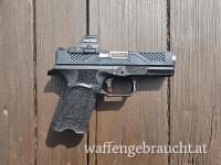 BUL Armory AXE C Hatchet Black Holosun Bundle - Compact Gun Set