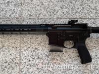 Springfield Saint Victor 5.56 AR-15 M-LOK 16"