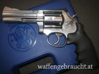 Smith & Wesson 686-4, Cal. .357 Mag. , 4 Zoll Stainless Steel, S&W Griff, Sehr gut!