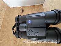 Feldstecher mit Entfernungsmesser 