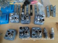 DILLON 550 WIEDERLADEPRESSE mit 9 MATRIZEN und viel ZUBEHÖHR. ANSCHAUN!!