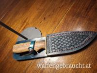 Jagdmesser mit handgearbeiteter Messerscheide