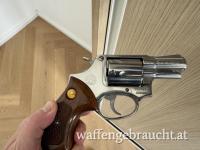 Taurus 85 38 spec mit Sickinger und Munition