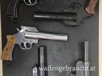 Auflösung Sammlung Signalpistolen und Leuchtpistolen
