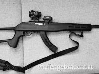 Ruger 10/22 im ATI Polymerschaft mit Vortex Crossfire & Olight