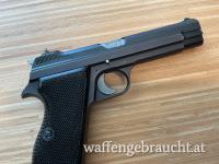 SIG. P210