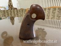 Colt Python Griffschalen original