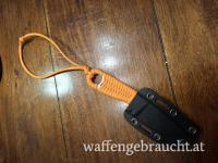 Neckknive mit Paracord