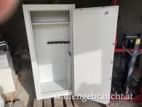 Massiver Waffenschrank für 15 LW 300Kg Zustellung möglich mit Feuerschutz 