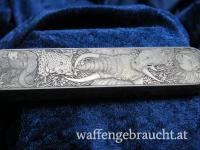 SUCHE       . Steyr Luxus Magazine GRAVIERT
