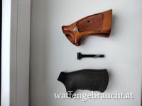 4  stk. orig, S & W Griffe