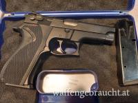 Sm,ith & Wesson 5904 9mm Luger