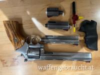 Dan Wesson 715  .357 Magnum Pistolpack 