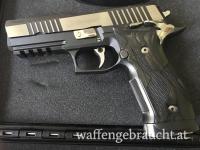 SIG SAUER X-FIVE P226 BLACK & WHITE