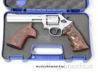 S&W 686 International