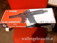 Crosman A4-P CO-2 Full-Auto, 25 Schuss, mit Red-Dot, Kal. .177 BB’s, CO-2 Full-Auto