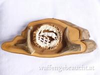 Wandschmuck mit Hirschrose und Rehhorn