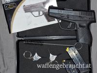 Taurus PT 709 Slim 9mm Para. 9 x 19, 7+1 Kapazität, Zwei Magazine, Koffer, Bedienungsanleitung, Putzbürste und Werkzeug