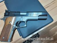 Smith&wesson mod  745 10 Anniversarry