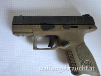 Beretta APX Compact