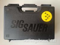 Sig Sauer P226 Pistole mit Zubehöhr
