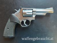 SMITH & WESSON Model 66 mit 4,25 Zoll Lauf, 357 Mag., stainless