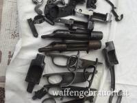 Alte Waffenteile aus Lagerräumung