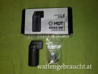 MDT Vertical Grip-Carbon Fiber