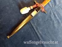 Offiziersdolch Mod. 43 Schweiz mit Portepee, Elsener Schwyz Victoria, neuwertiger Zustand