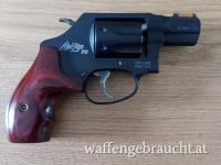 S&W Revolver  22 Win.Mag.
