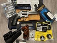 Smith & Wesson Revolver 686 / 4“ .357 Mag. KOMPLETTSET-NEU