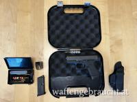 GLOCK 43 9x19 unbenützt - inkl.. 2 Magazinen (1 mit Griffverlängerung), Reinigungsset, Ladehilfe, Originalkoffer
