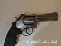Smith & Wesson Model 617 .22 Long Rifle