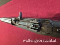 M1 Carbine mit Kunststoffschaft