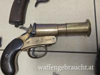 2 Stück Signalpistole Leuchtpistole LP Webely und Hebel