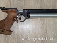 Steyr Pressluft Matchpistole / neue Kartusche / 2 Griffe / Bitte lesen!