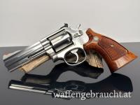 Smith & Wesson Revolver Mod. 686 Stainless Steel – Kaliber .357 Magnum – 4″ Lauf – Neuwertiger Zustand