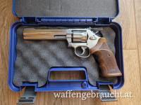 Smith & wesson revolver