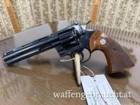 Colt Python im Kaliber .357 Magnum mit 6 Zoll Lauflänge, gefertigt 1961 im hervorragenden Zustand