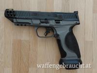Smith & Wesson M&P9 M2.0 Metal Competitor