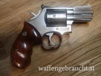 S&W 686, 2,5" Zoll, Kaliber 357, Dash 3, 2 Holster + 5 Speedloader !