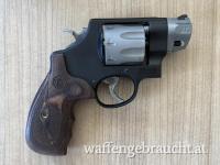 Smith & Wesson 327 PC Ultralight 8-Shooter, .357 Magnum NEU - RECHNUNG - UNGESCHOSSEN