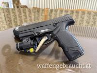 Steyr Mannlicher M40 im Kaliber .40S&W mit Licht und Laser sowie Transporttasche