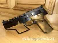High Standard The Victor .22lr