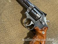 Smith & Wesson 617 .22lr 6 Zoll 