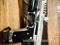 Watlher Q5 SF BLACK TIE